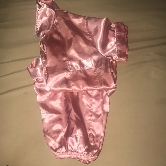Sleepwear - Picture 1 of 2